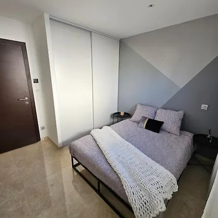 Maison Moderne *