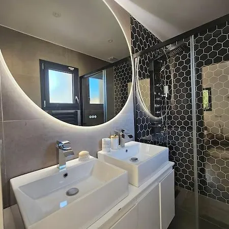 Maison Moderne Willa *