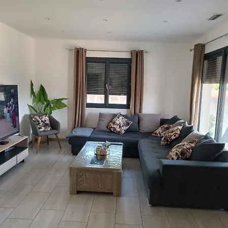 Maison Moderne Villa